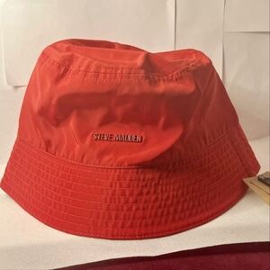Steve Madden Vibrant Red Bucket Hat NWT One Size